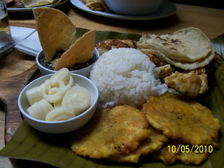 Mic dejun Costarican