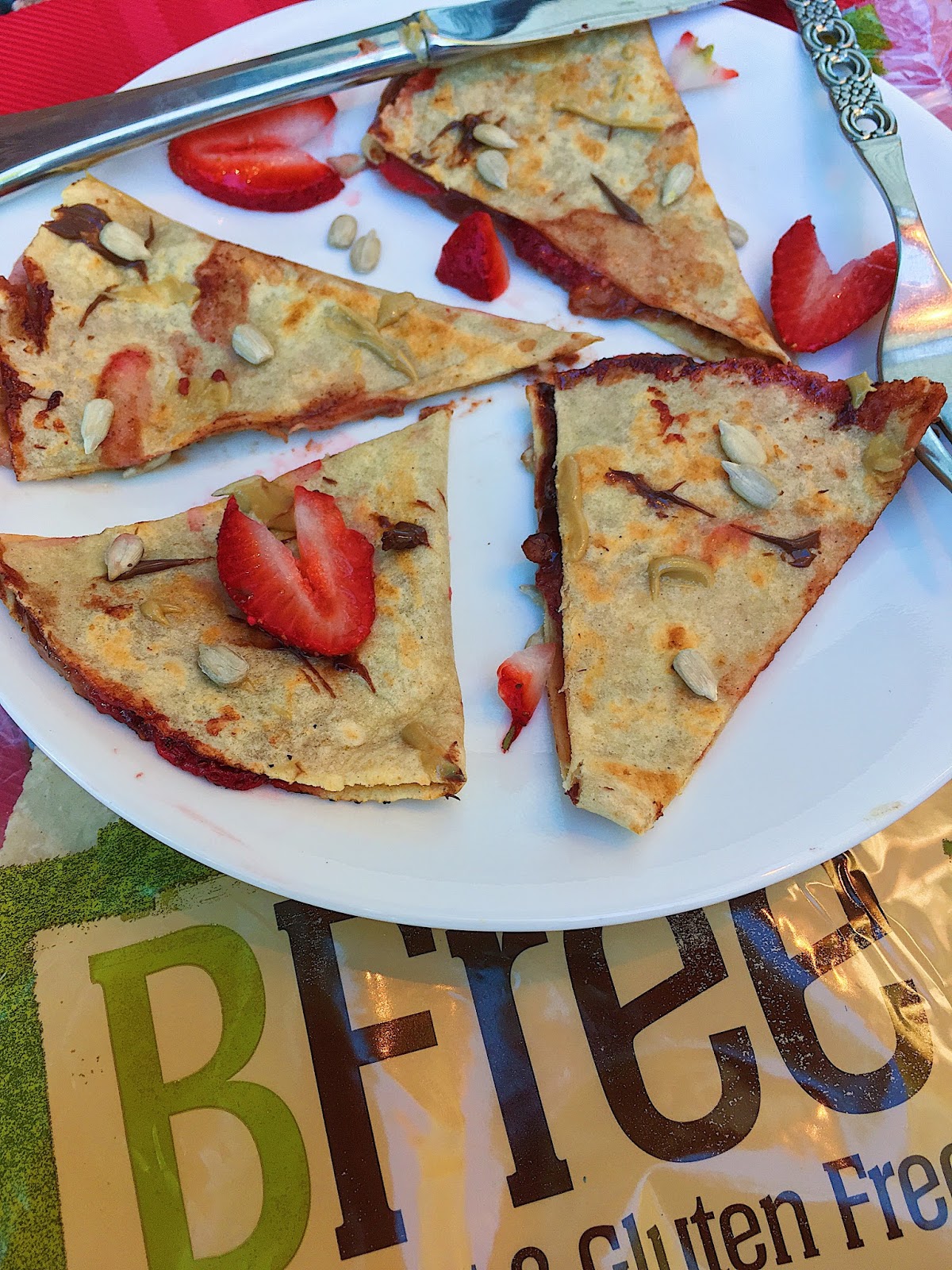 Strawberry Chunky Monkey Dessert Quesadilla (Gluten Free, Vegan)