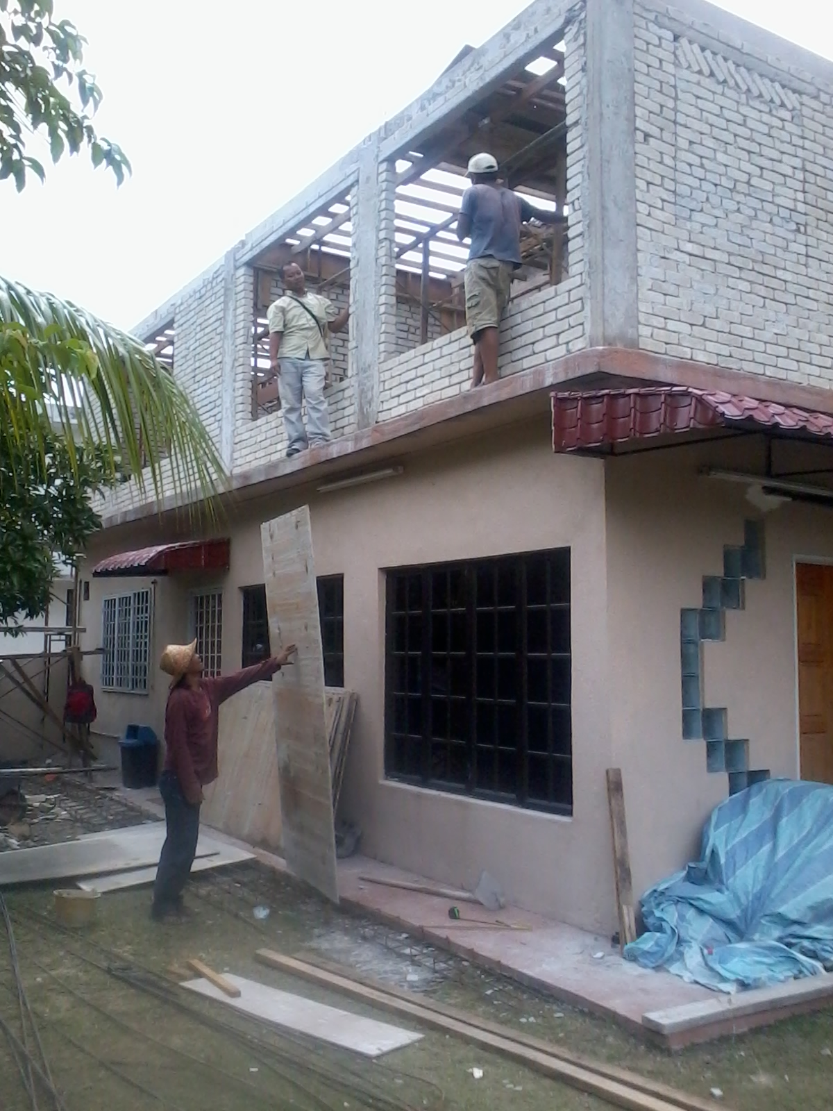 Reesha Home Renovation.. penambahan di bahagian atas rumah teres 2