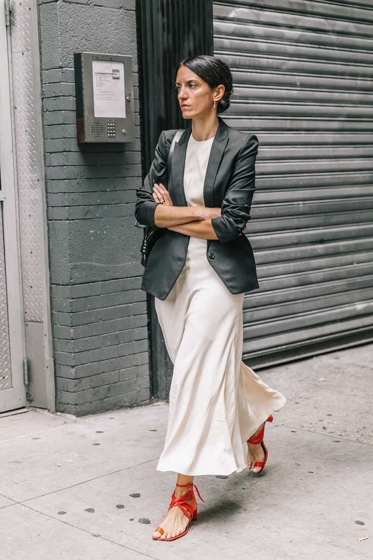 In Fashion | Street Style in Silk: A Timeless Trend