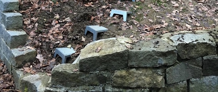 Hangstufen - Tritte für steile Beete Böschungen im Garten begehen - Stufen