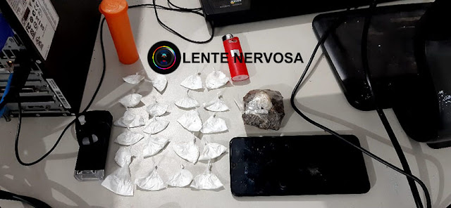 Adolescente de 15 anos é apreendido por vender maconha e cocaína no Bairro Nova Esperança 3 Adolescente de 15 anos é apreendido por vender maconha e cocaína no Bairro Nova Esperança