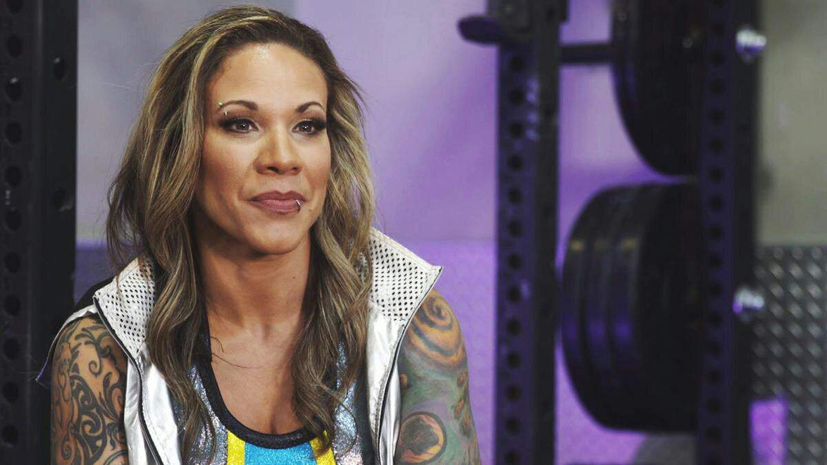 Mercedes Martinez comenta sobre sua saída da RETRIBUTION