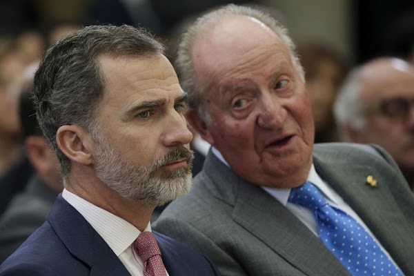 Las bases del PSOE, al contrario que sus líderes, son mayoritariamente republicanas Las bases del PSOE, al contrario que sus líderes, son mayoritariamente republicanas