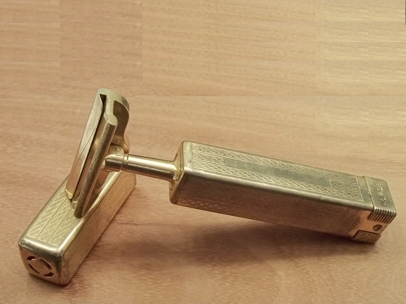 [Image: schickC_01.jpg]