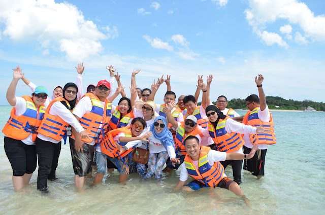 Gathering Perusahaan Technip di Belitung Promo Open Trip