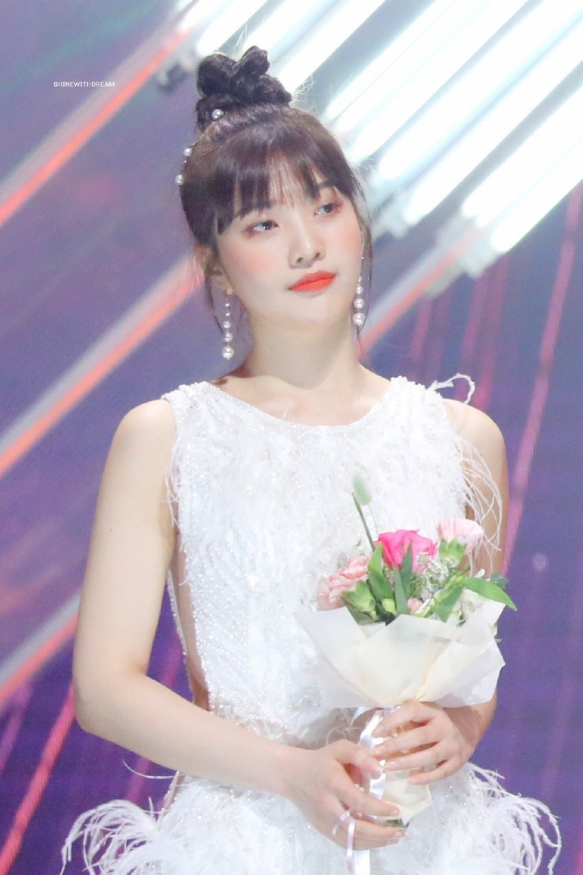 레드벨벳 조이 미모 레전드 찍은 날 - 꾸르