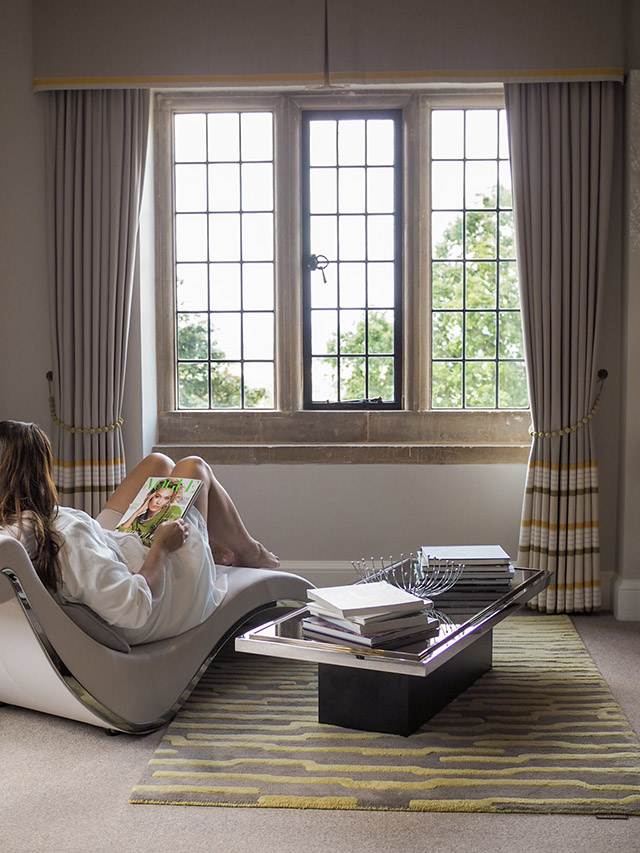 Foxhill Manor lounge Foxhill Manor lounge