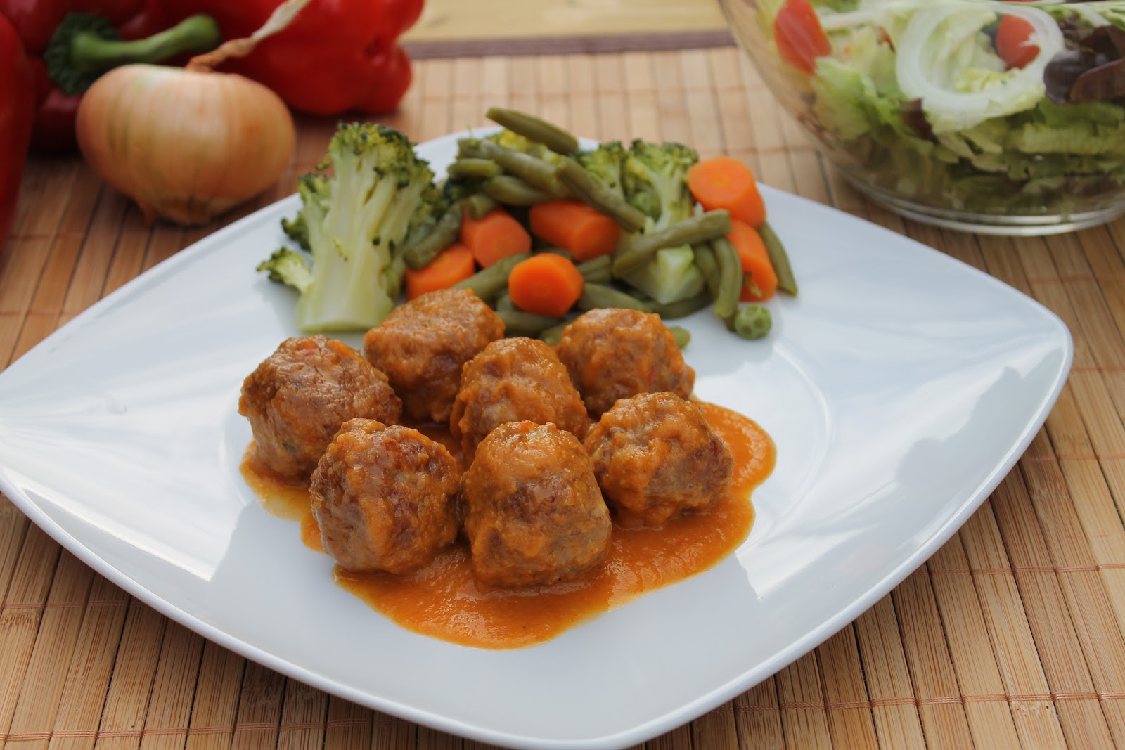 ALBONDIGAS CON VERDURAS El jardín de mis recetas