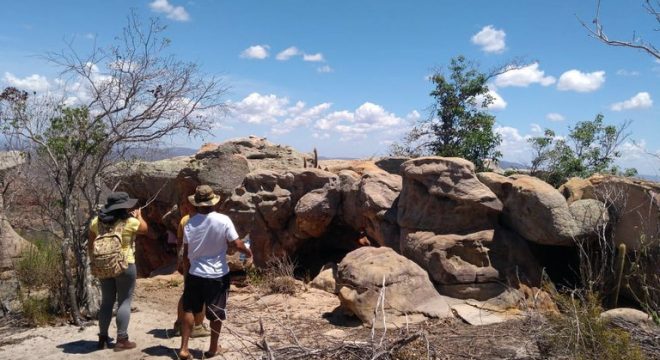 Sítios paleontológicos de seis municípios do Cariri devem virar