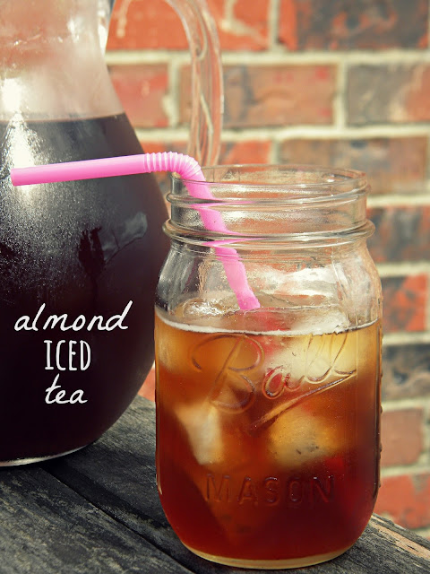 Almond Iced Tea | Iced Tea Recipes That Will Rock Your Summer | lemon iced tea recipe