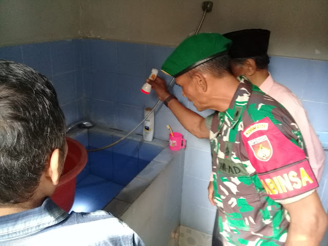 PSN : Babinsa Nglorog Cek Langsung Tempat Penampungan Air Warga