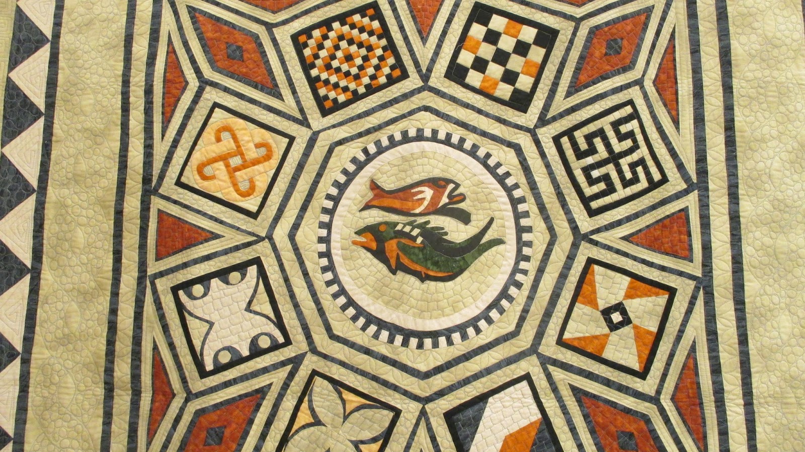 The Literate Quilter 2017 CAMEO Quilt Show Quilted Treasures