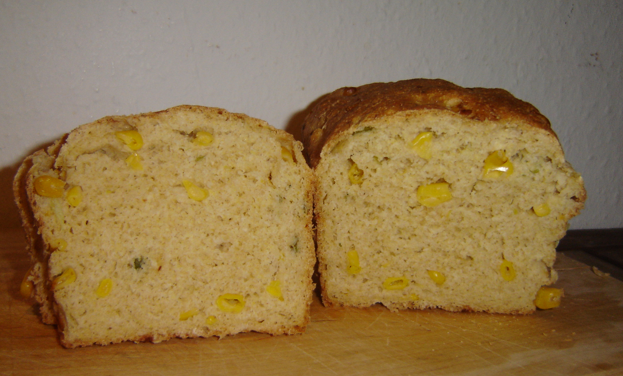 Selber Brot backen - Maisbrot mit Käse | Essen und Trinken