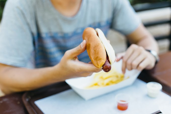 Fast food geçici mutluluk obezite depresyon getiriyor