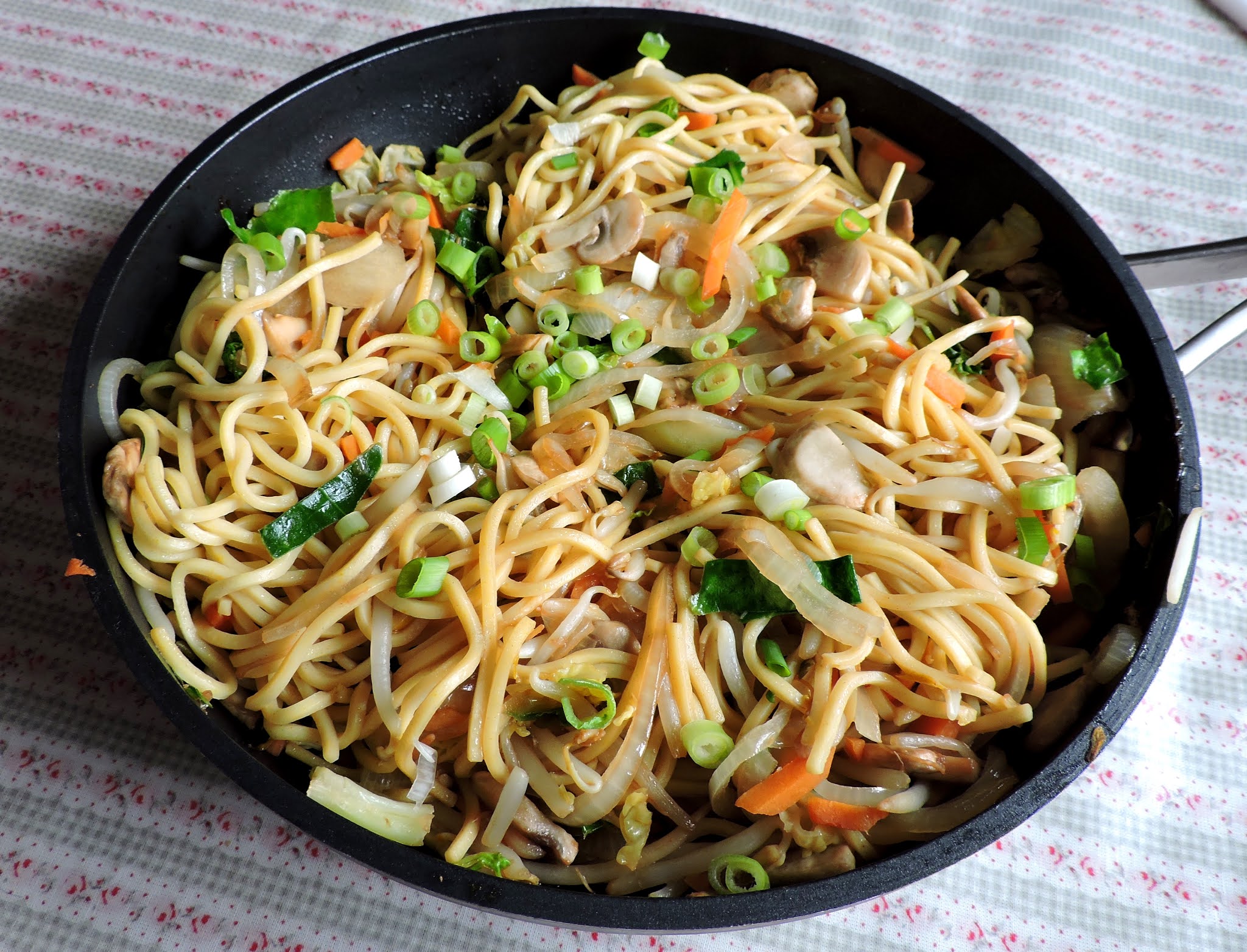 Vegetable Chow Mien (Small Batch) The English Kitchen