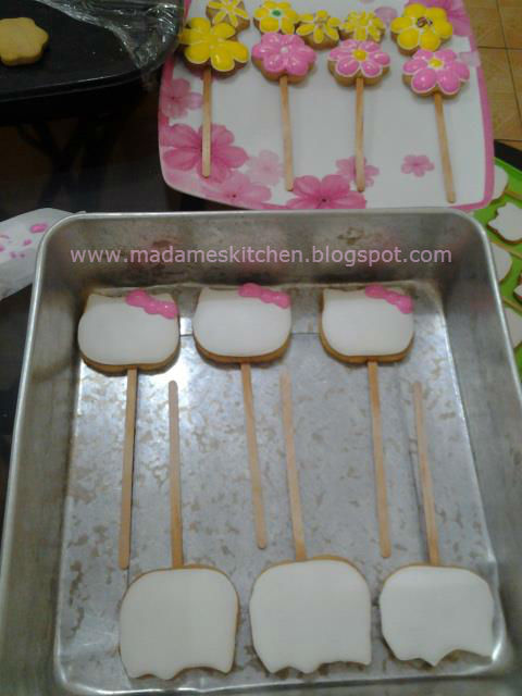 Hello Kitty Cookie Bouquet