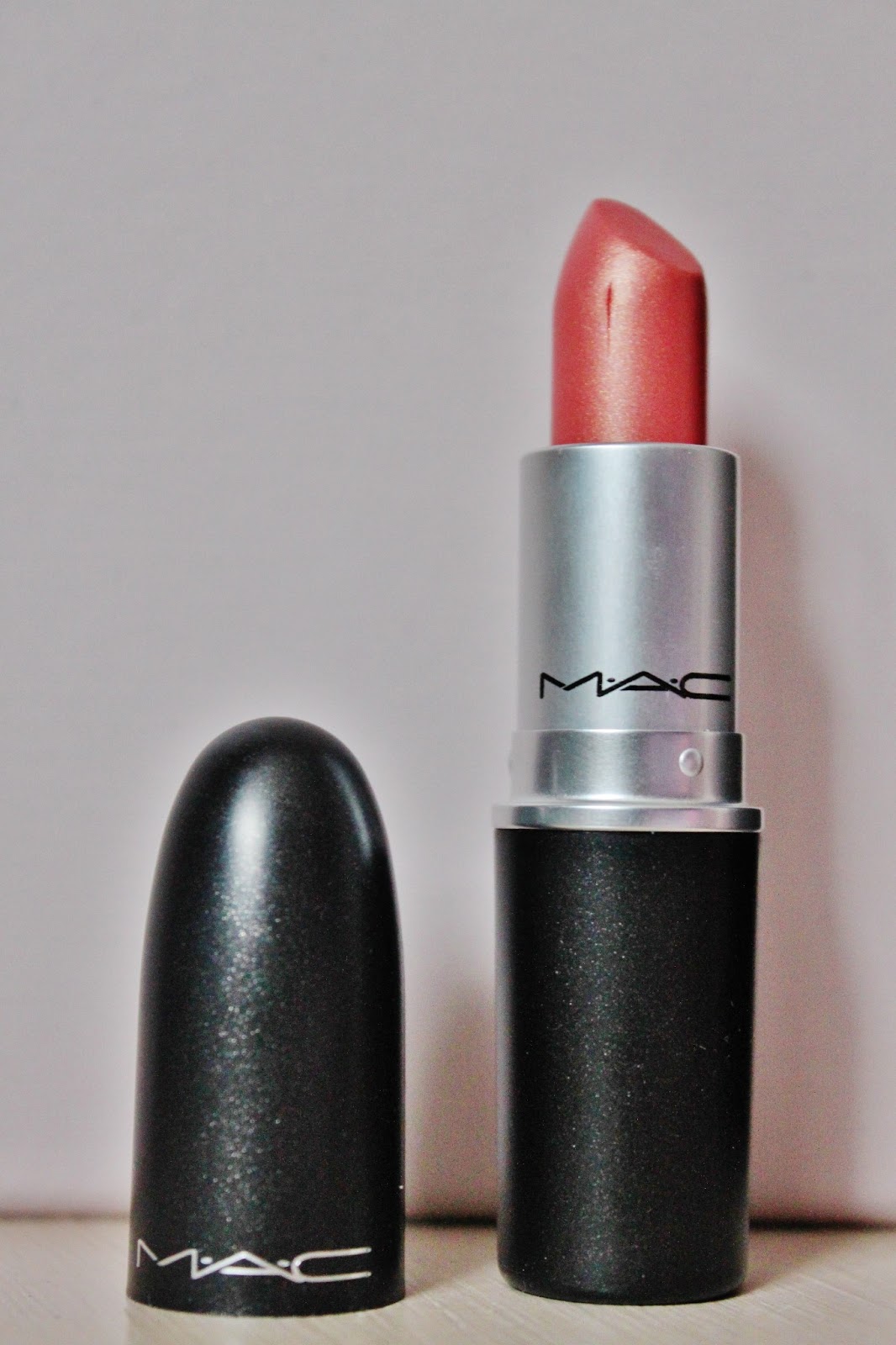 EmmaFrenchie: MAC lipstick- 