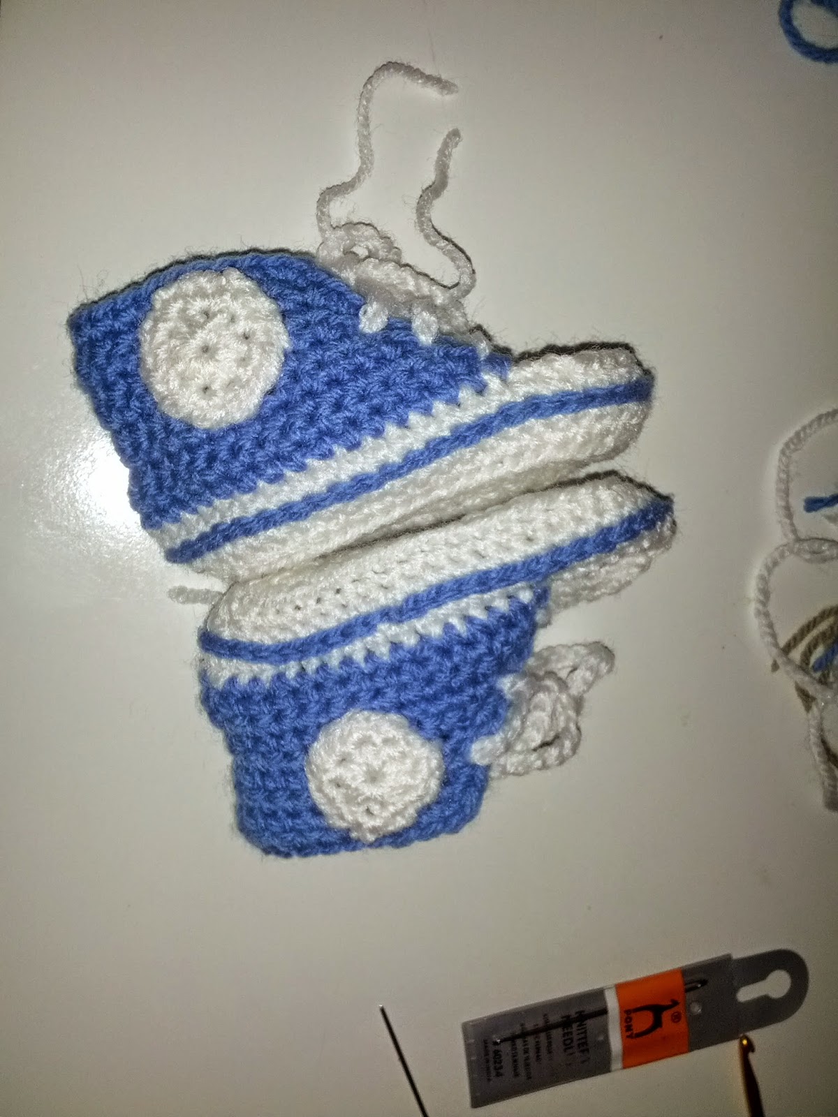 blooming-lovely-finished-item-crocheted-baby-converse