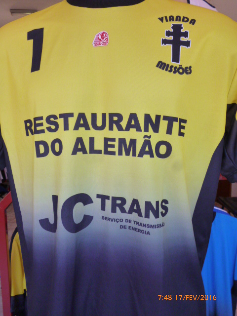 Camisa Esportiva em tecido dry