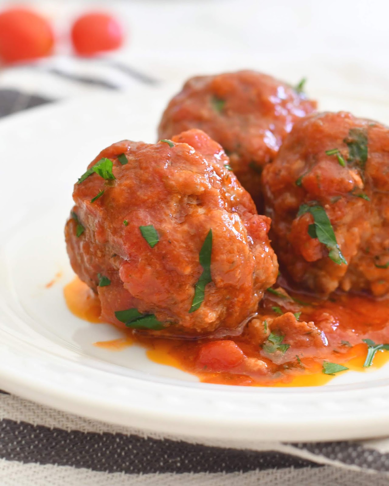 Cooking with Manuela: Italian Meatballs in Tomato Sauce - Polpette al Sugo