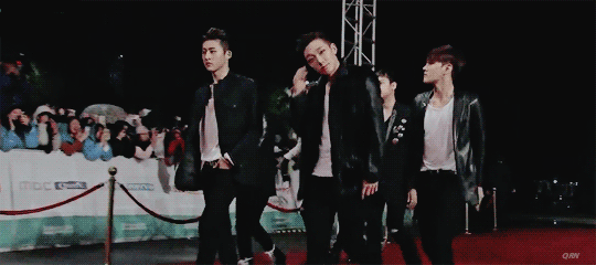 오늘자 아이콘 레카 등장 | 인스티즈