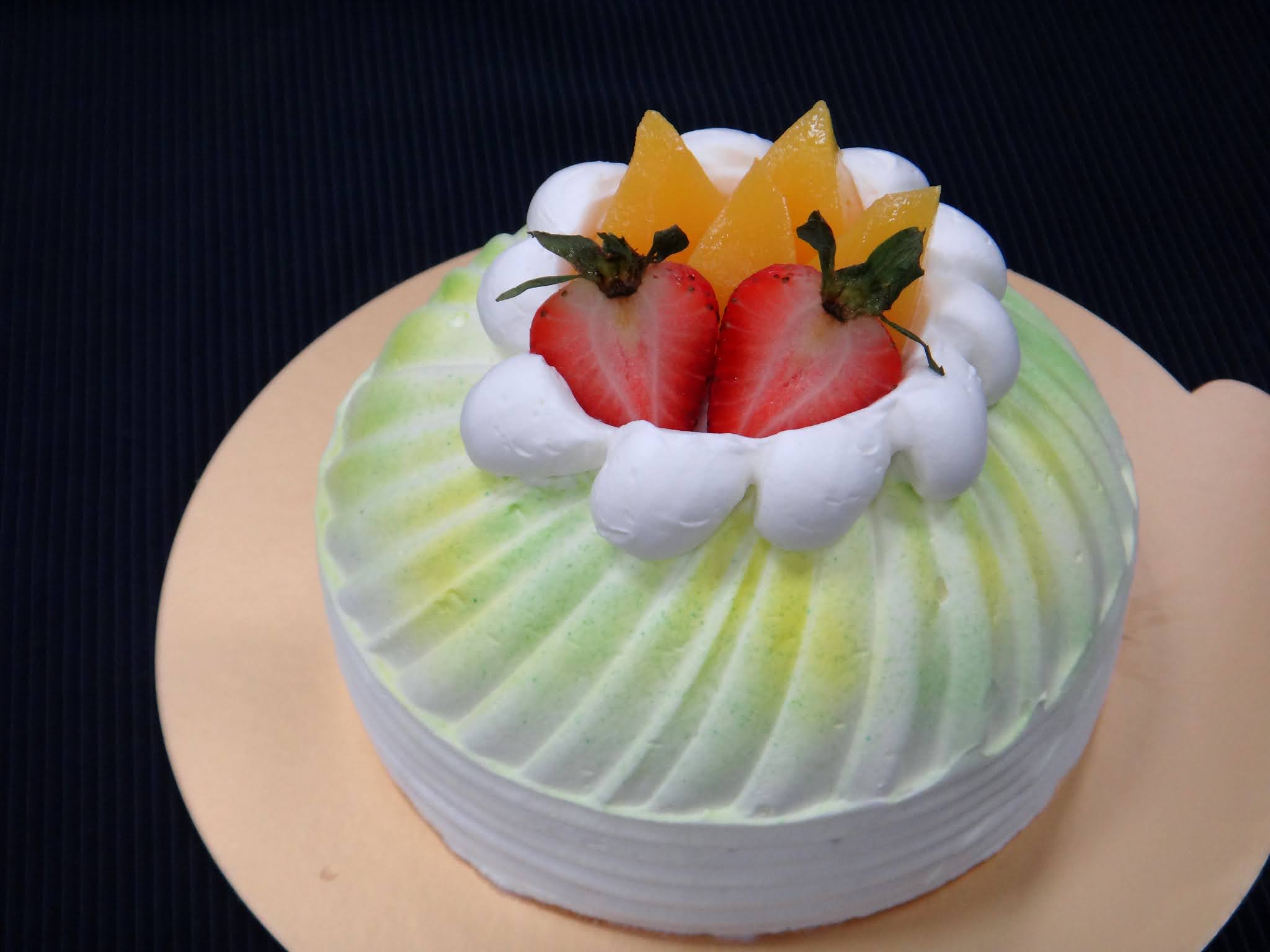 【Luni baking中字】皇冠蛋糕 / 复古蛋糕_哔哩哔哩_bilibili