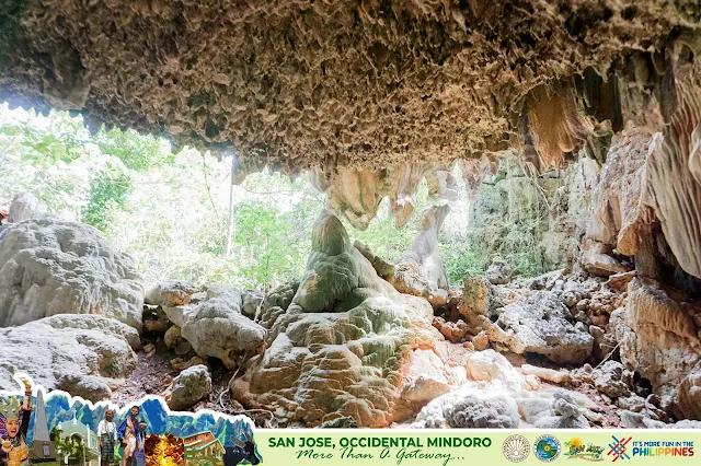 magnificent cave in San Jose Occidental Mindoro cave tourism