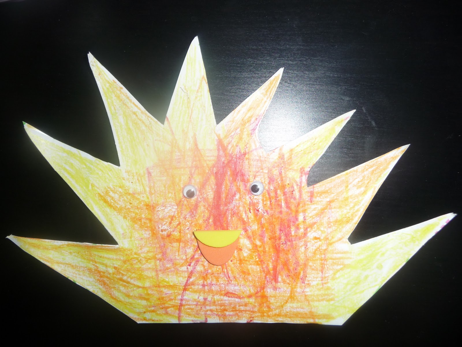 Playdate-crafts,ideas &more: Helloo Mr. Sun