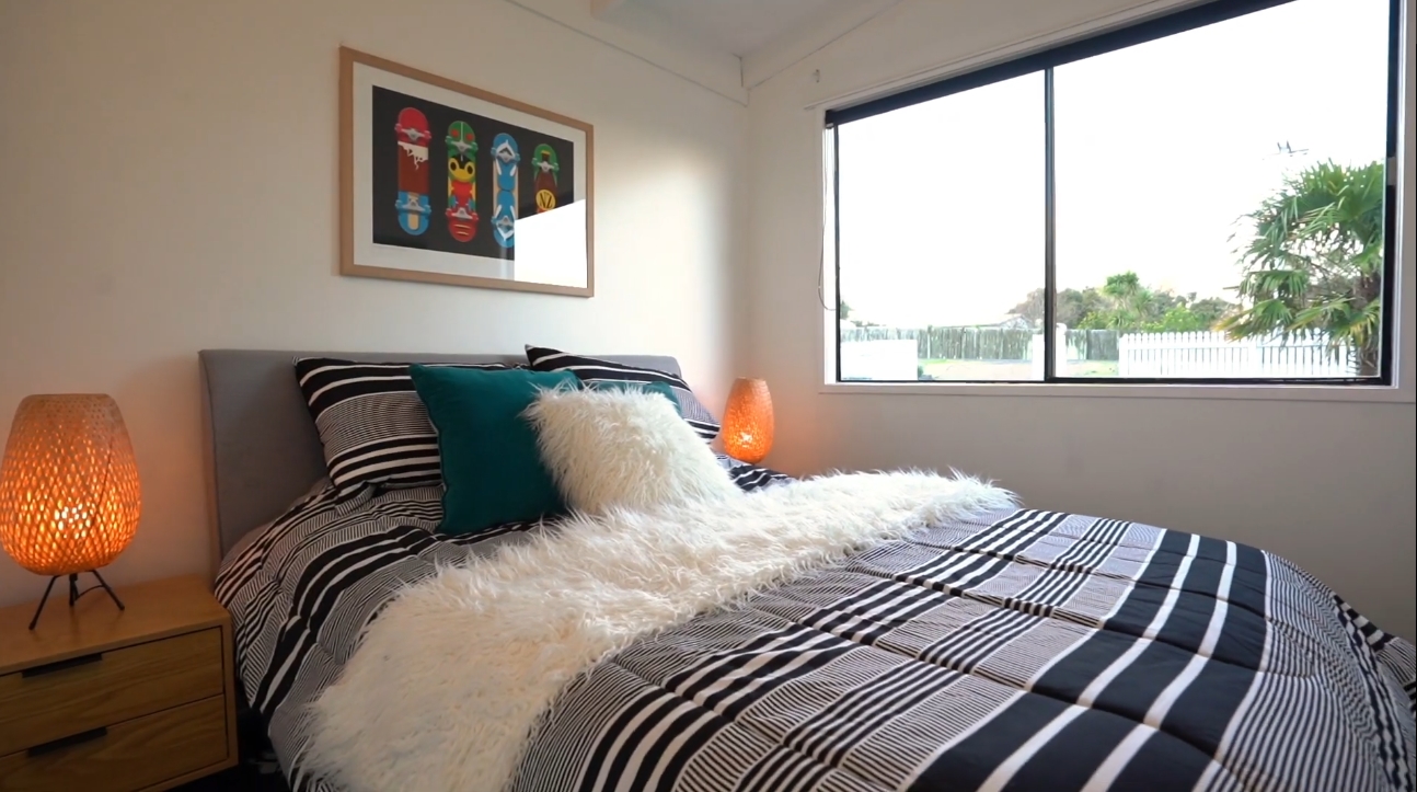 Home Interior Design Tour vs. 13 Tahatai Road Oneroa, Auckland 1081, New Zealand