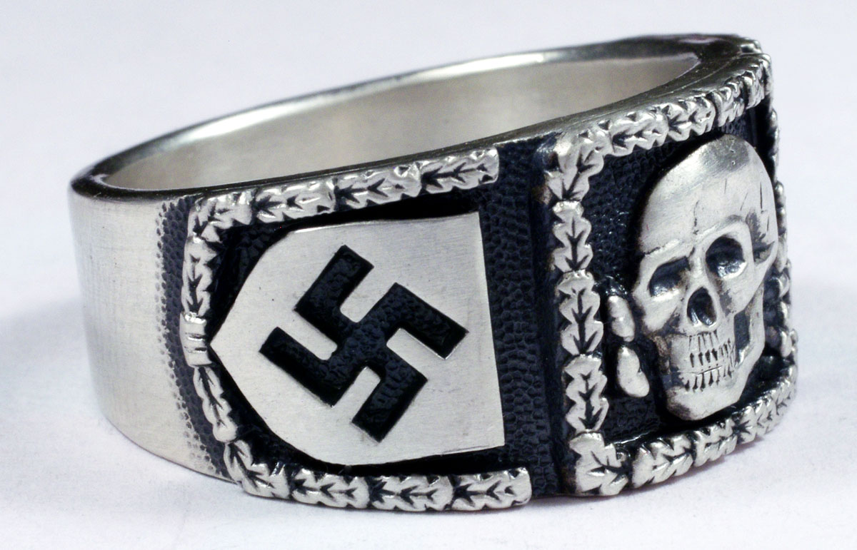 Куплю фашистские. Кольцо Waffen SS. Кольцо СС мертвая голова 3 Рейх. Кольцо Waffen SS обручальное. Перстень 3 Рейх СС.