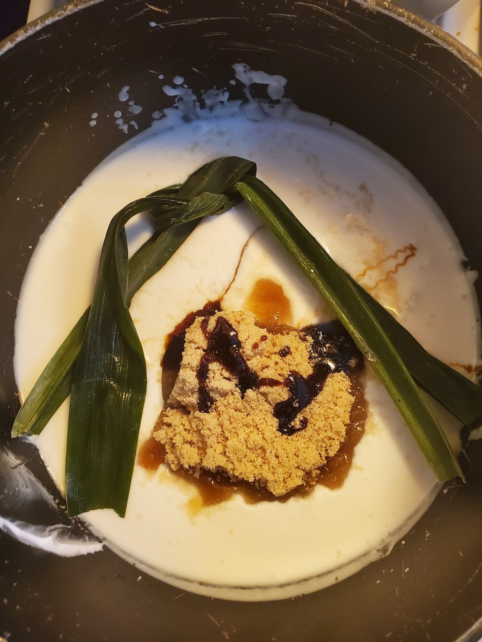 Mystery Lovers' Kitchen Minatamis na Bao (Filipino coconut jam) Recipe