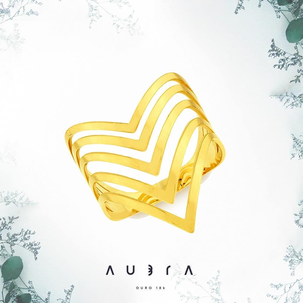 Aubra eq chrisnaxre