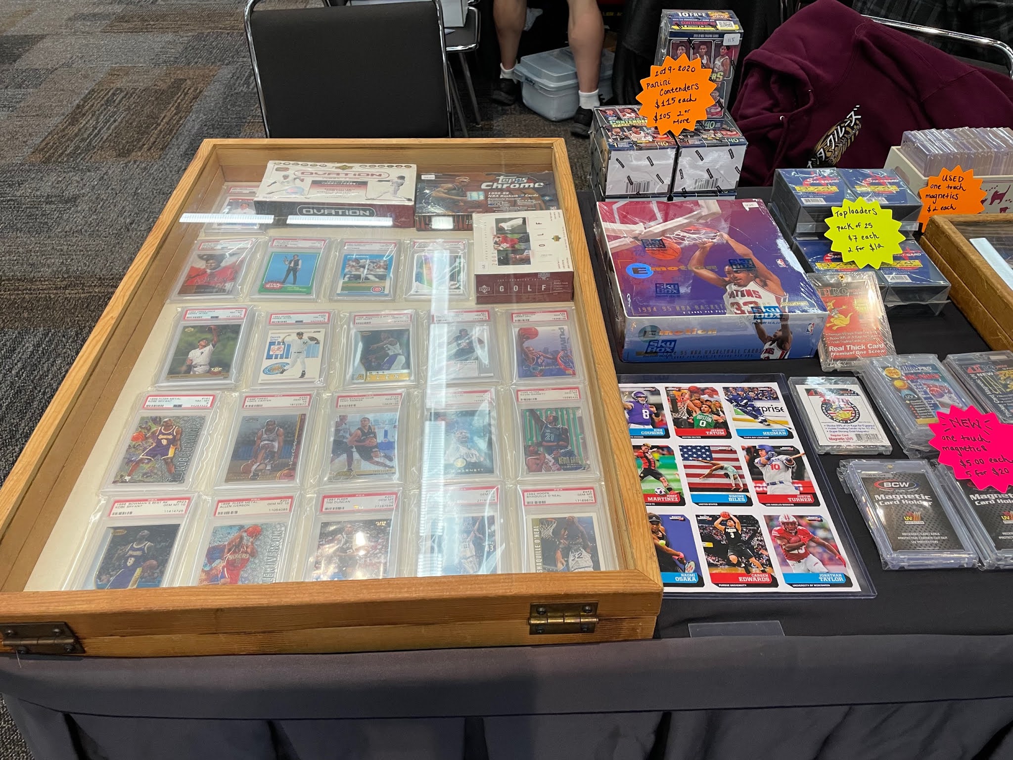 The Chronicles of Fuji Day in the Life of a Card Show Dealer
