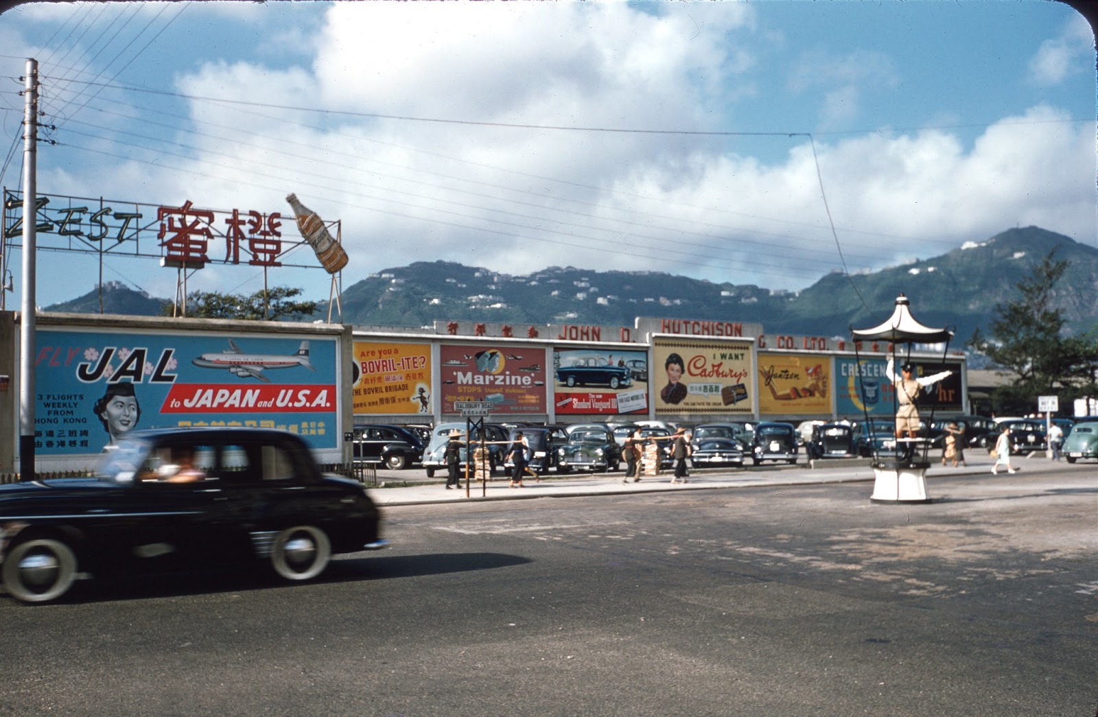 Amazing color photographs of Hong Kong in the 1950s - 52