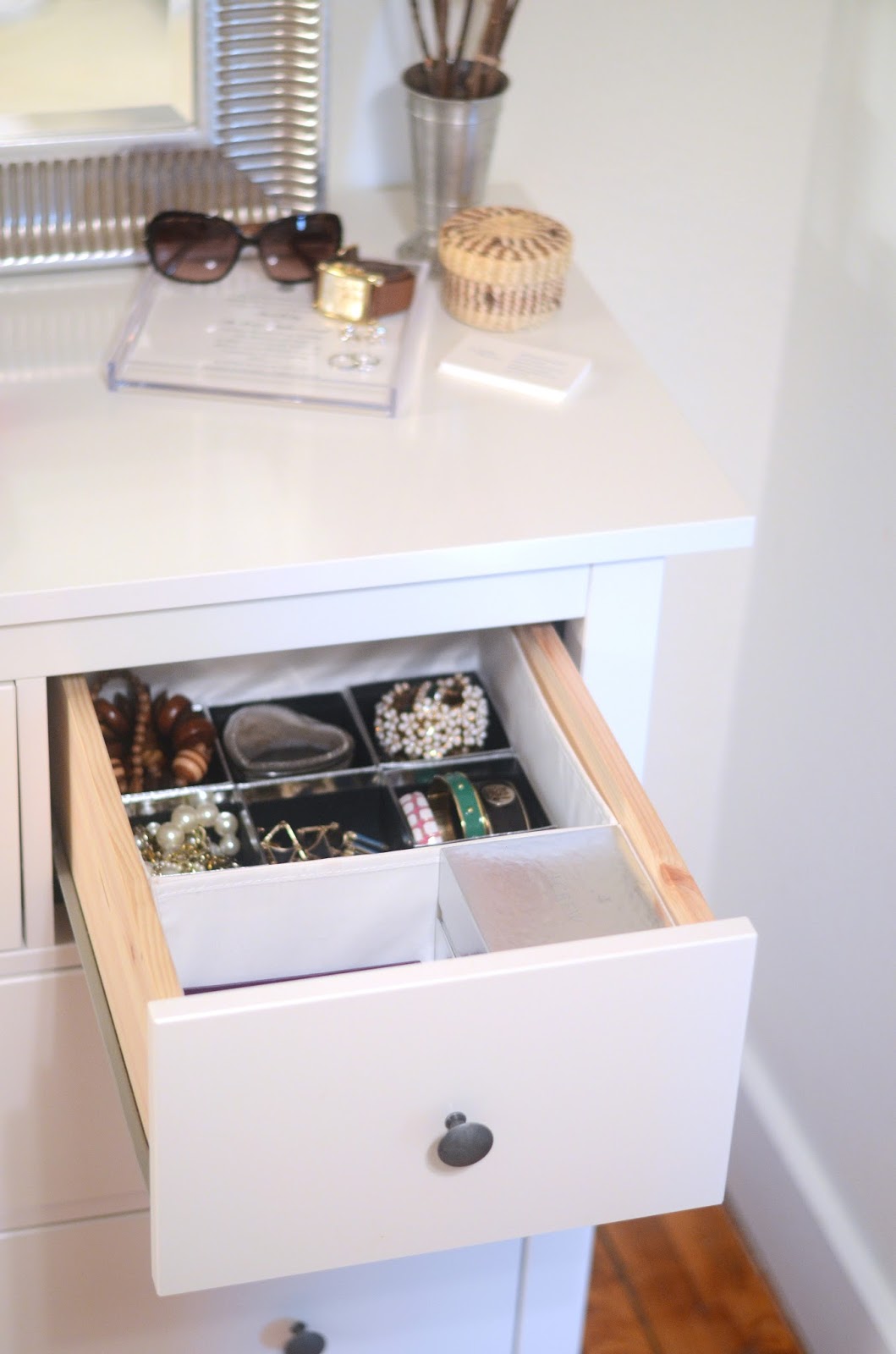 IRON & TWINE Jewelry Organization