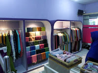 Etalase Pakaian - Custom Furniture Semarang