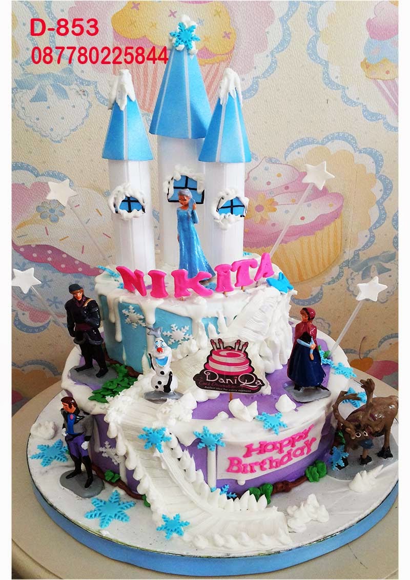 DaniQa Cake and Snack: Kue Ulang tahun Disney Frozen