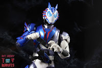 SH Figuarts Kamen Rider Vulcan Shooting Wolf 12