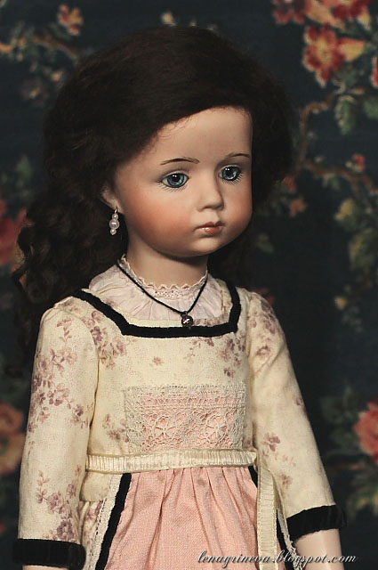 Отчего сегодня куклы. Куклы Альбера марке. Кукла Альбера марке антикварная. Реплика куклы Albert marque.