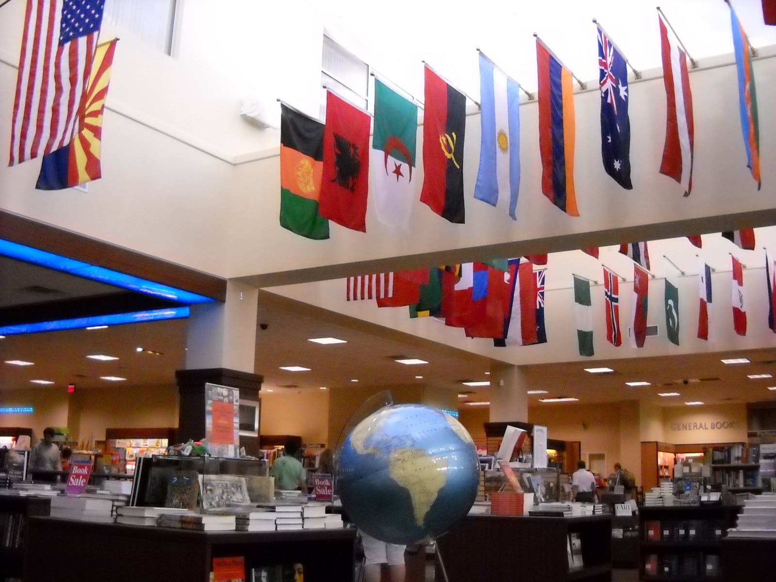 mark arnolds photo blog The University of Arizona bookstore