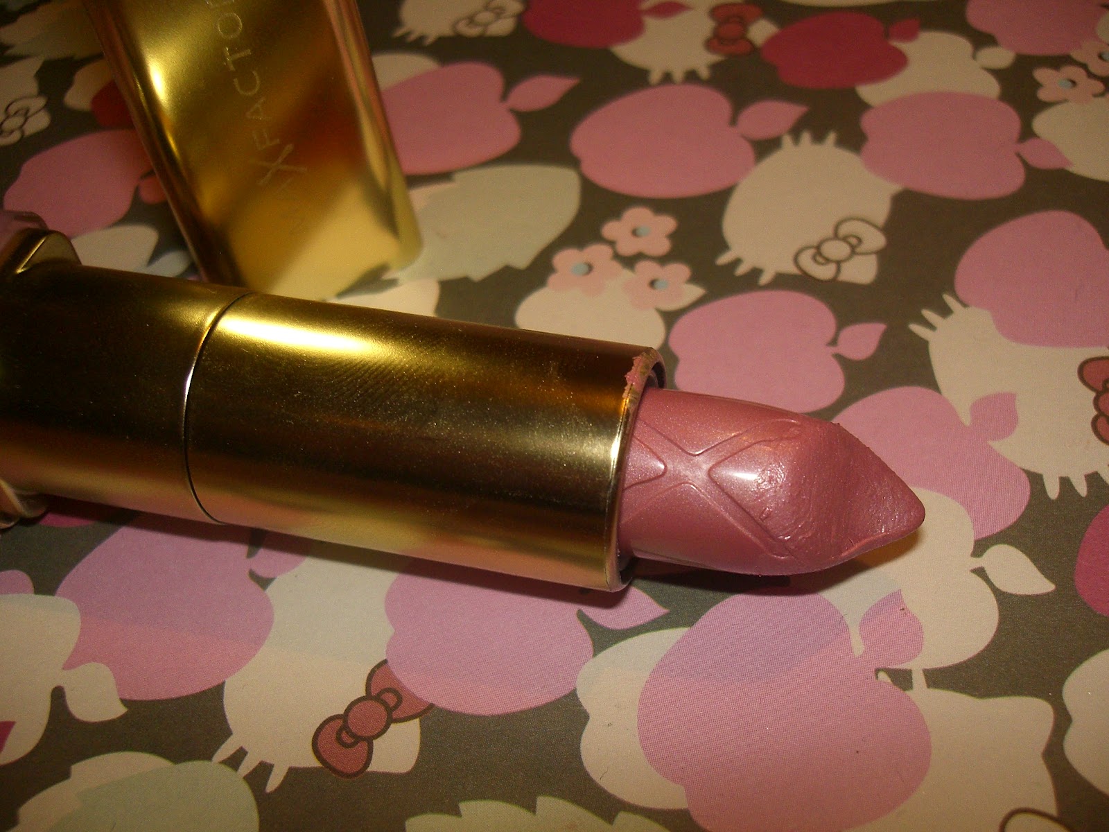 Zoe Lianne Beauty and Lifestyle Blog Review MaxFactor Lipstick