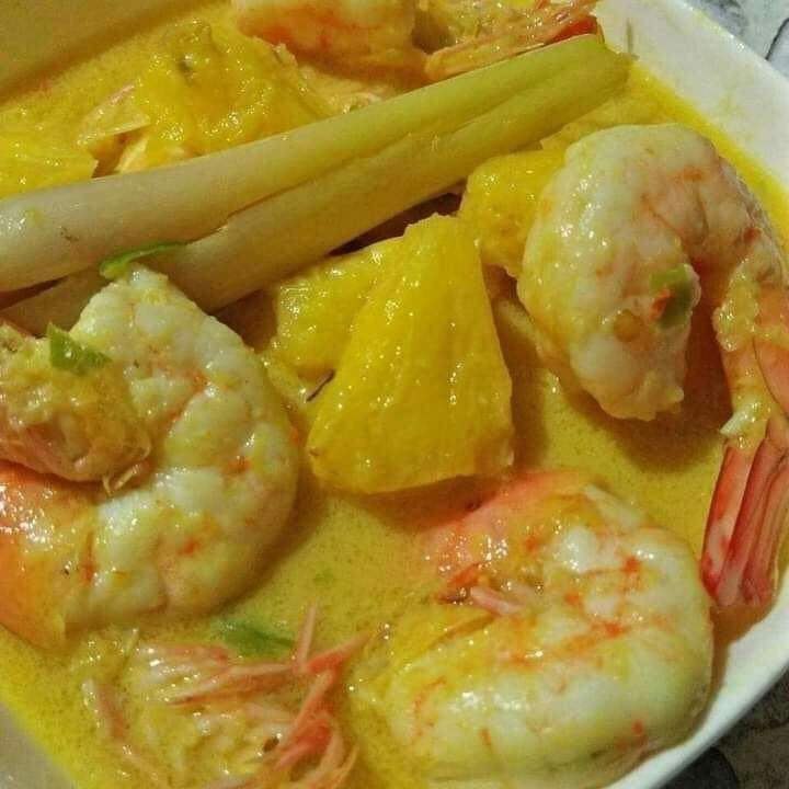 MaKaN JiKa SeDaP Resepi Udang Masak Lemak Cili Padi + Nenas