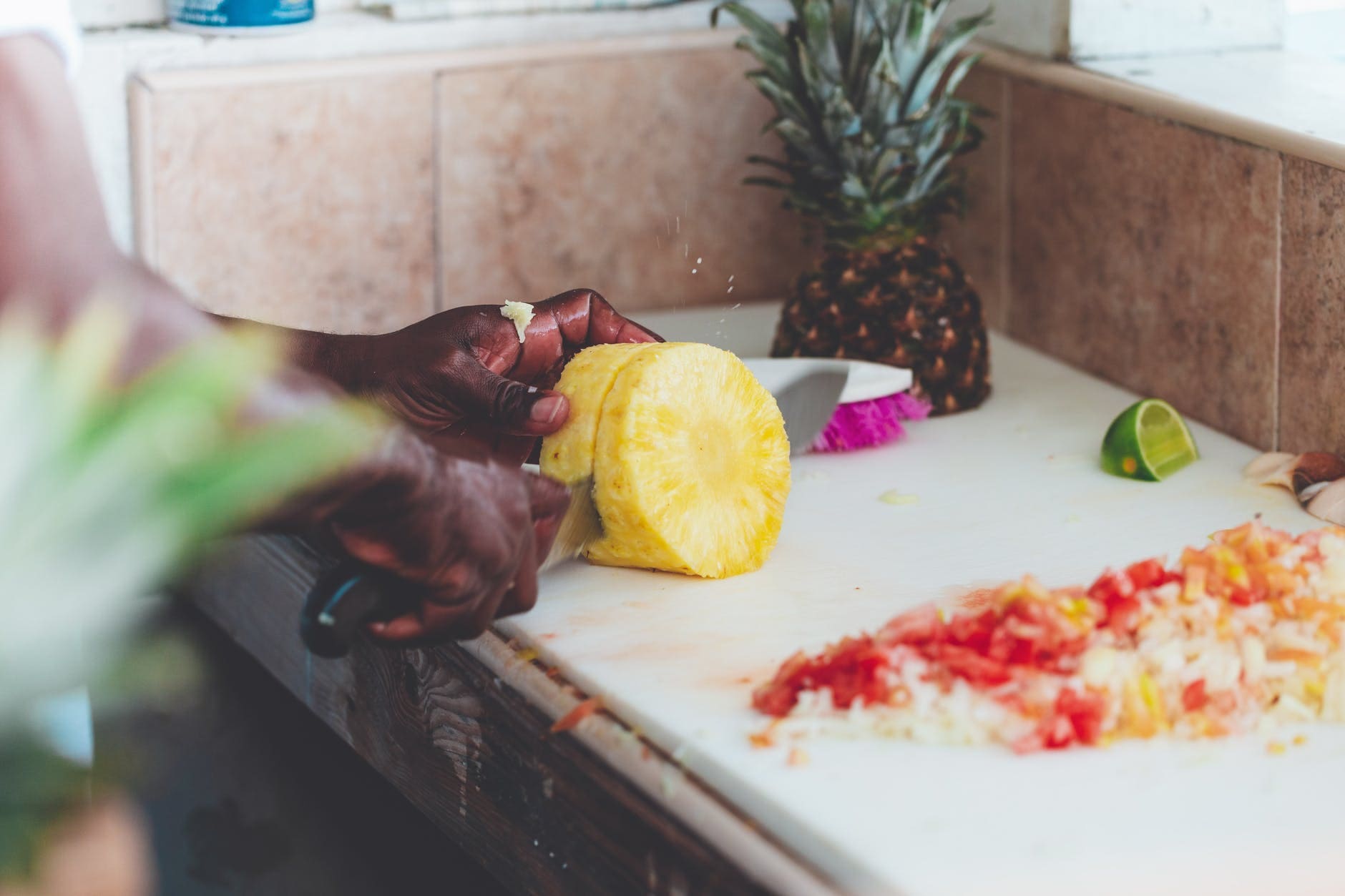 How to make a Salty Pineapple Salad How to make a Salty Pineapple Salad
