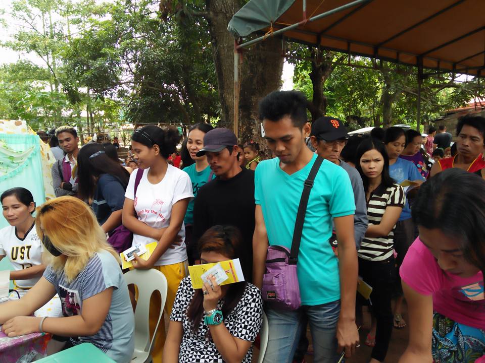 HEATS in Bulacan 2017 Living with HIV in the Philippines