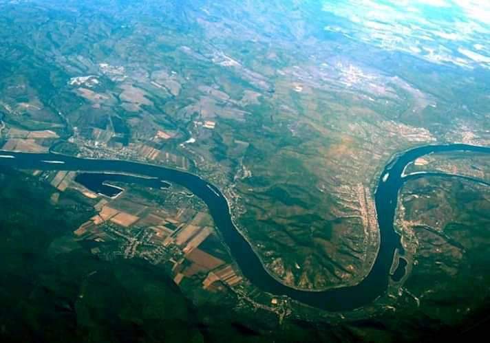 اوروبا اطول نهر في نهر الفولغا