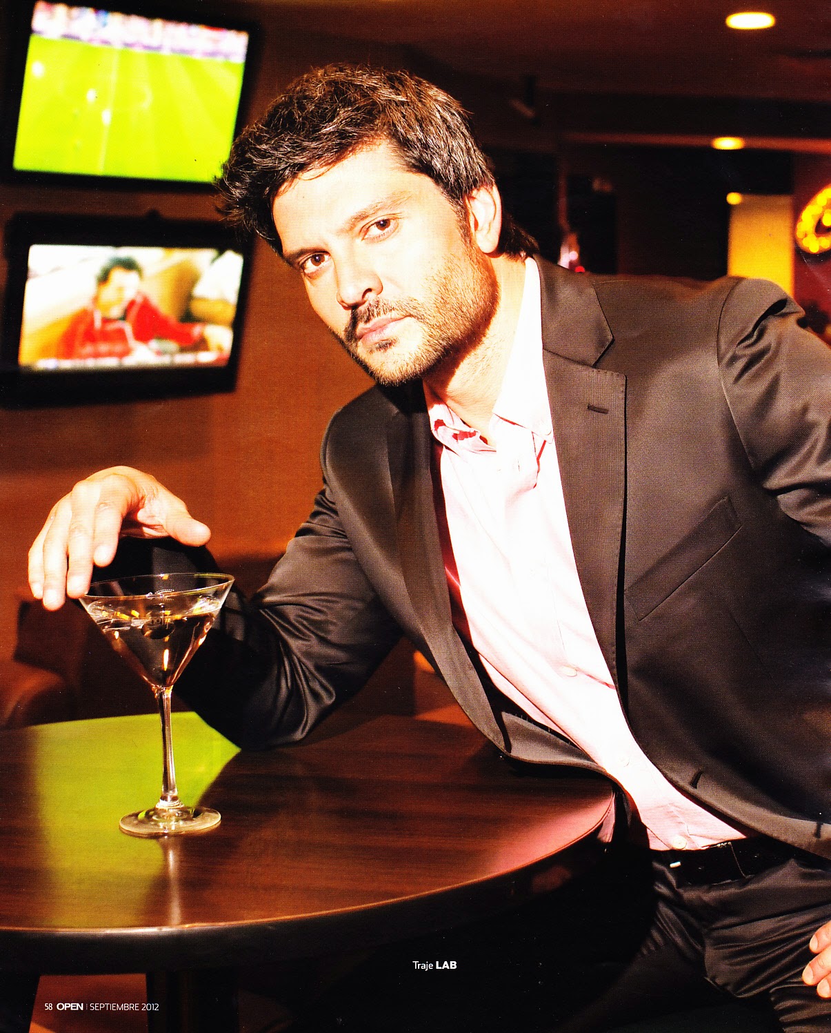 Male Model Blog: Hot Hunk Model Marcelo Cordoba