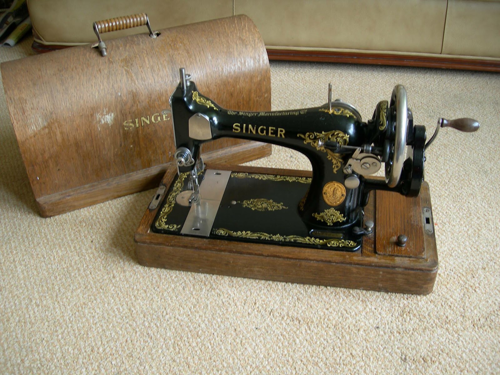 How to Find The Right Oil For Your Sewing Machine