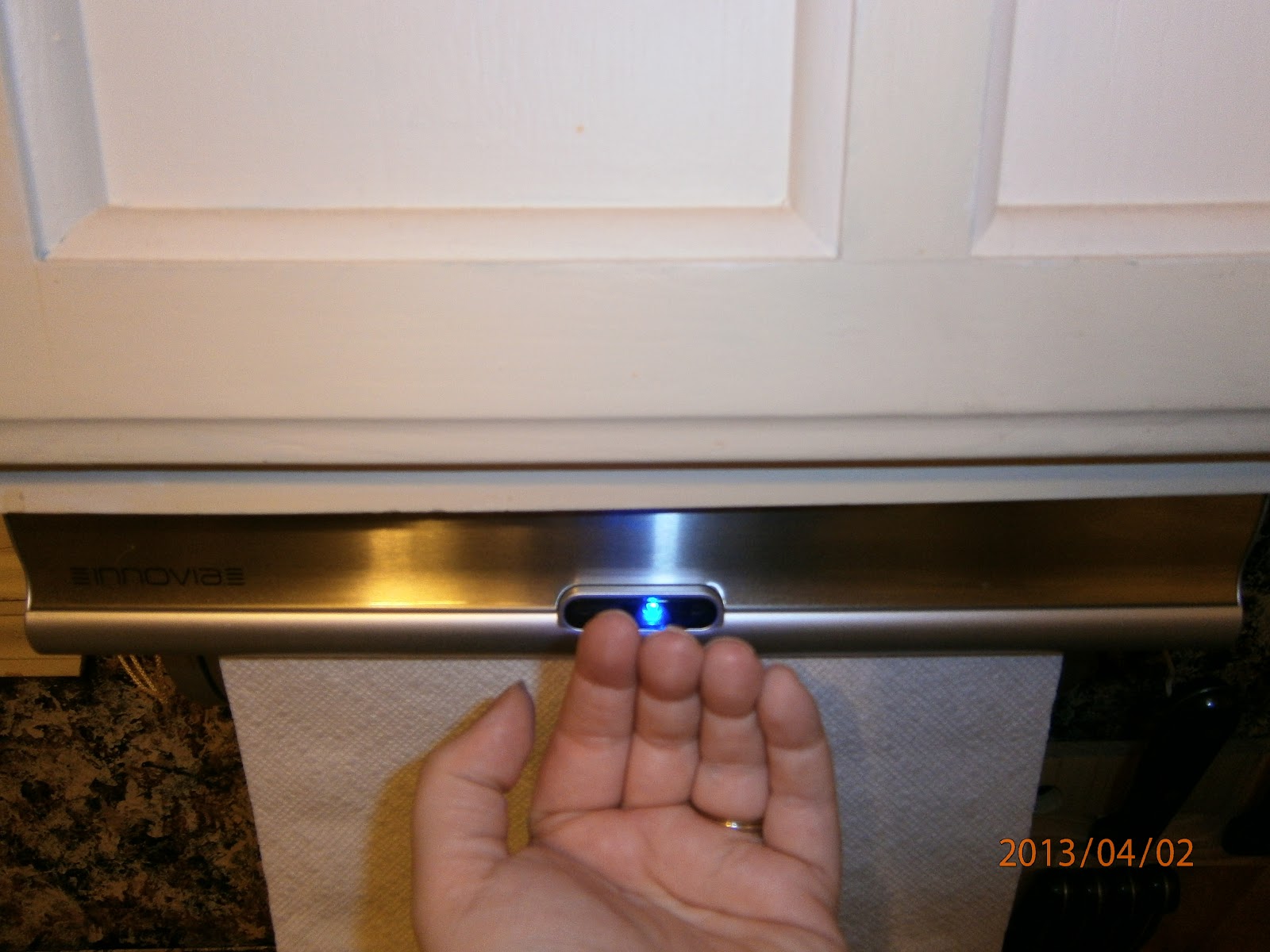 Innovia Countertop Paper Towel Dispenser Review 