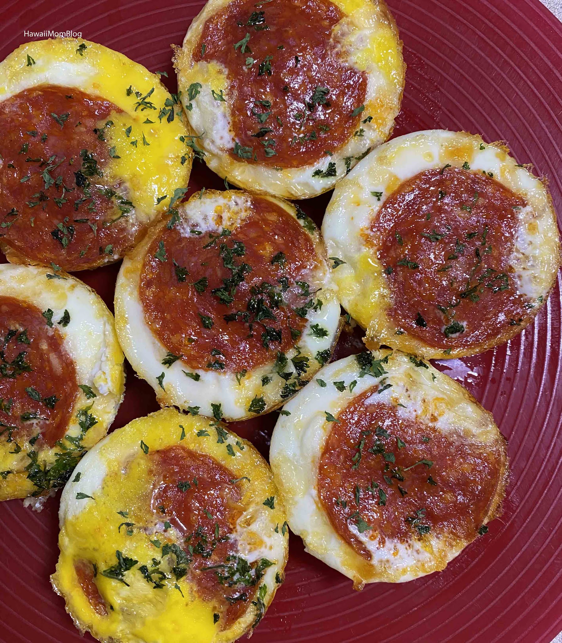 Hawaii Mom Blog Pepperoni Pizza Egg Muffins